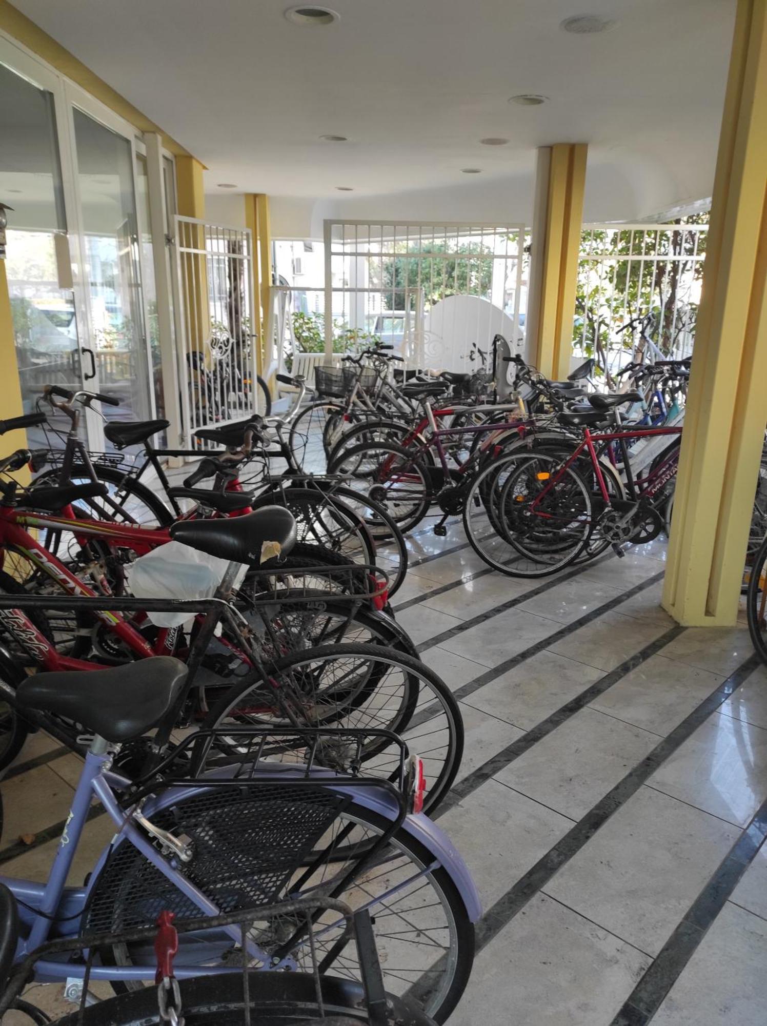 Hotel Ginevra Riccione Buitenkant foto