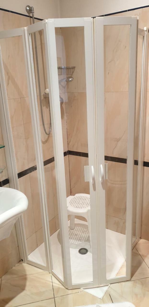 Hotel Ginevra Riccione Buitenkant foto